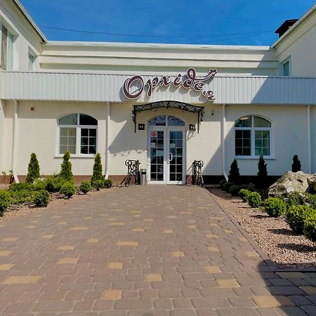 Орхідея Hotel Romny Bagian luar foto